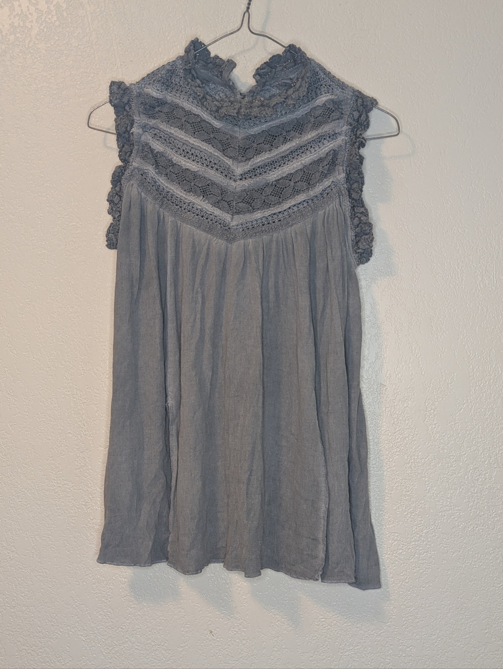 POL Bohemian Lace High Neck Tunic - Gray Mineral Wash - Picture 5 of 10